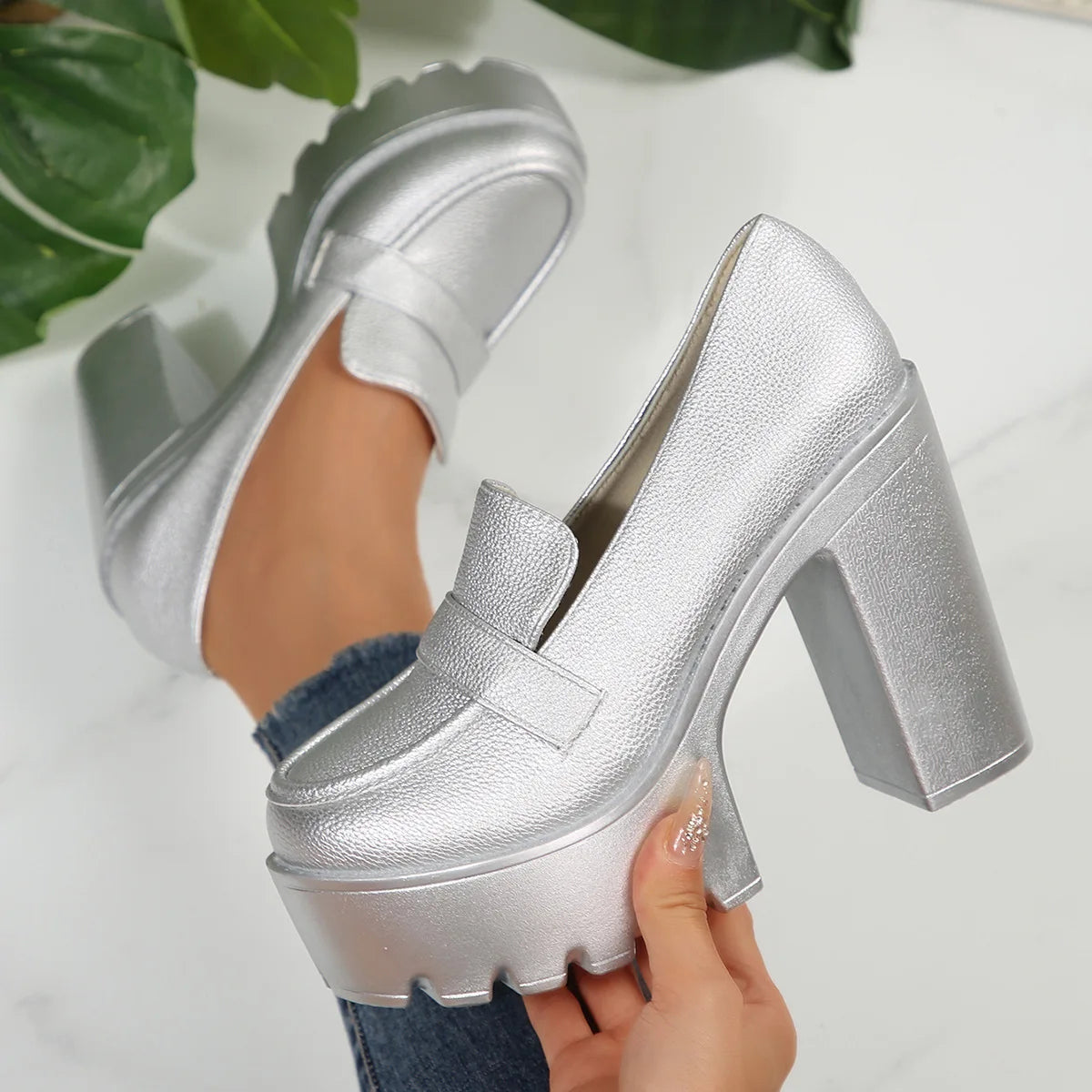 YT Women's Thick Heel Large Size Deep Mouth Shoes 2026 Autumn New Arrival Petites Thick Sole High Heels Flats ->                YT Zapatos de mujer de talla grande, tacón grueso y corte alto (colección otoño 2026); modelo de suela gruesa y tacón alto
