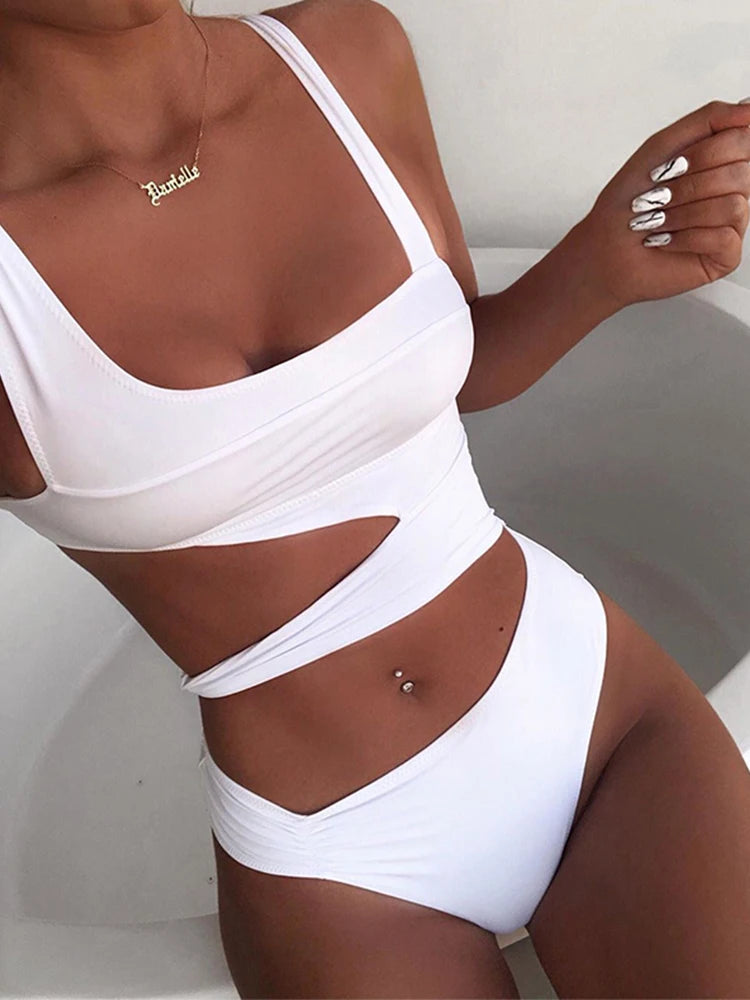Bañador de una pieza para mujer, traje de baño Sexy con realce, ropa de playa, novedad de 2023